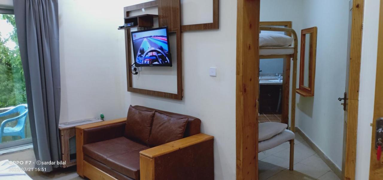 Hotel Al Azeem Ayubia Exterior photo